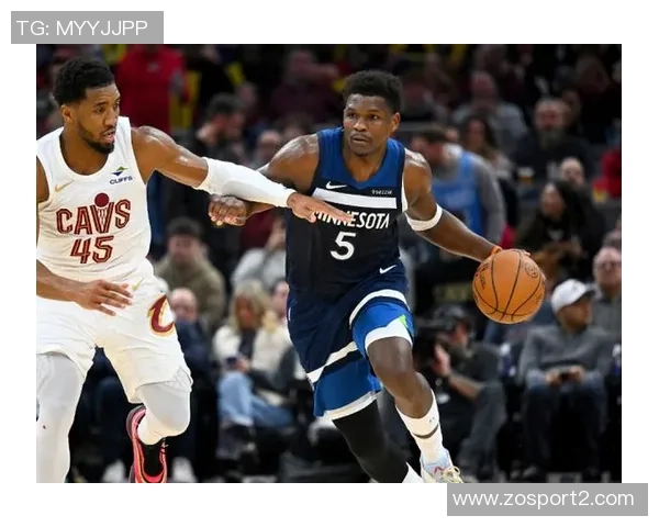 爱德华兹谈对战小米切尔的备战策略强调早睡养精蓄锐应对全场紧逼