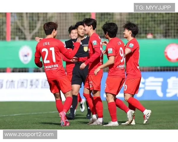 山东泰山B队在中乙联赛收官战中以五球大胜深圳二零二八队展现强劲实力